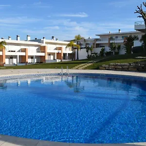 Branca Casa de Férias