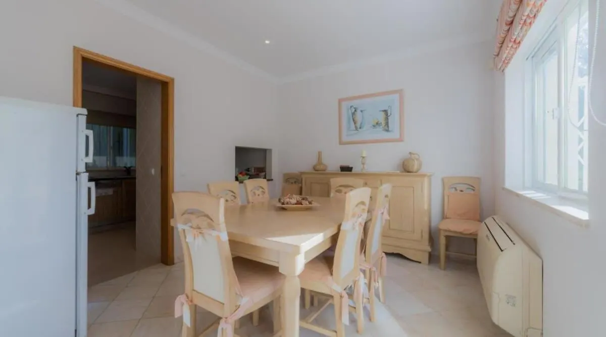 Holiday home Villa Bonsal - Modern Villa In A Prime Location Near The Luxury Golf Courses Albufeira Portugal